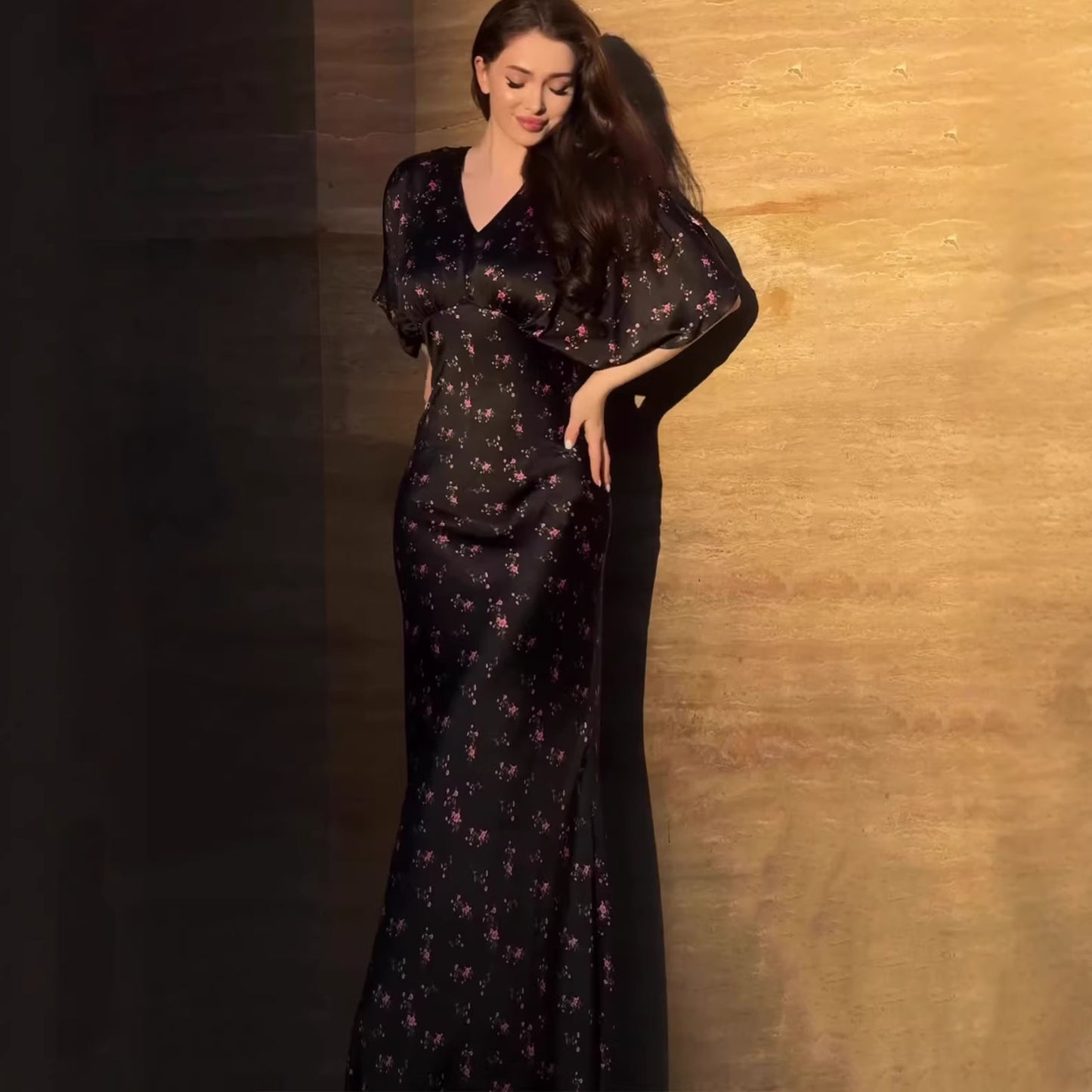 Women's Vintage Floral Puff Sleeve V-Neck Maxi Dress – Champagne & Black