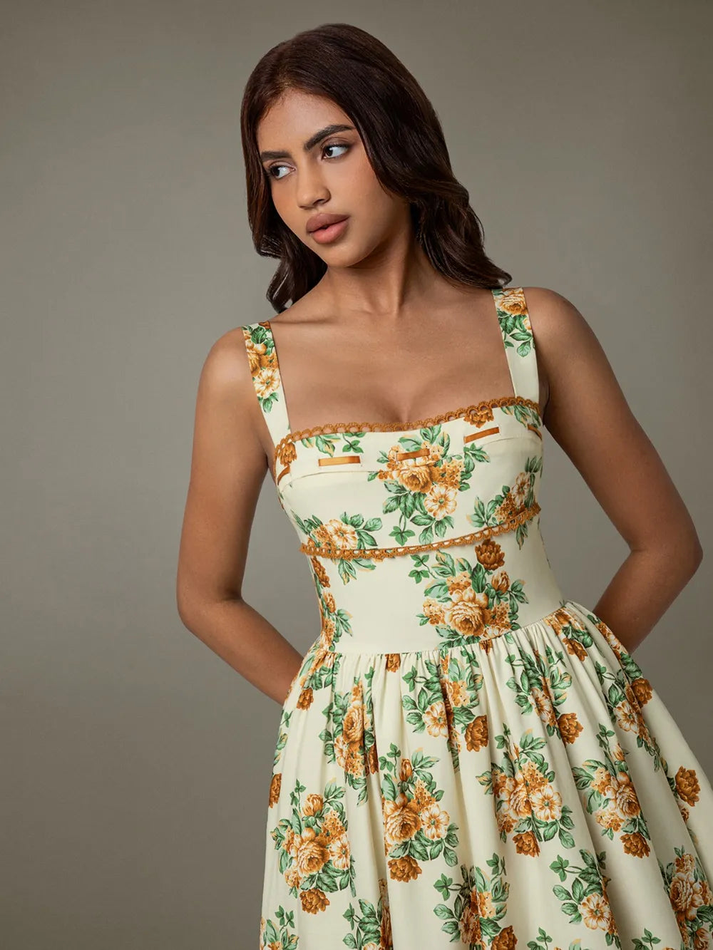 Floral Lace Trim Sleeveless Midi Dress - Ruched Detail