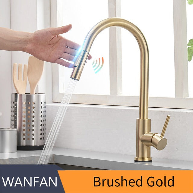 Durable 304 stainless steel kitchen faucet with hot and cold water control. Pull-out design for easy washing, rinsing, and everyday kitchen use.