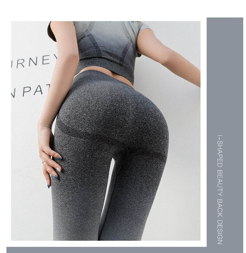 2PCS Gradient Yoga Clothing Set for Women – Tight-Fitting Sports Vest Bra Knit Fitness Suit