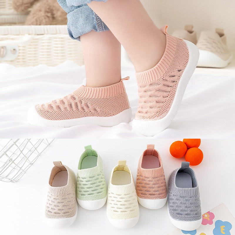 Baby Walking Shoes - Soft Sole Anti-Slip Indoor Shoes for Boys & Girls | Breathable Mesh First Walkers