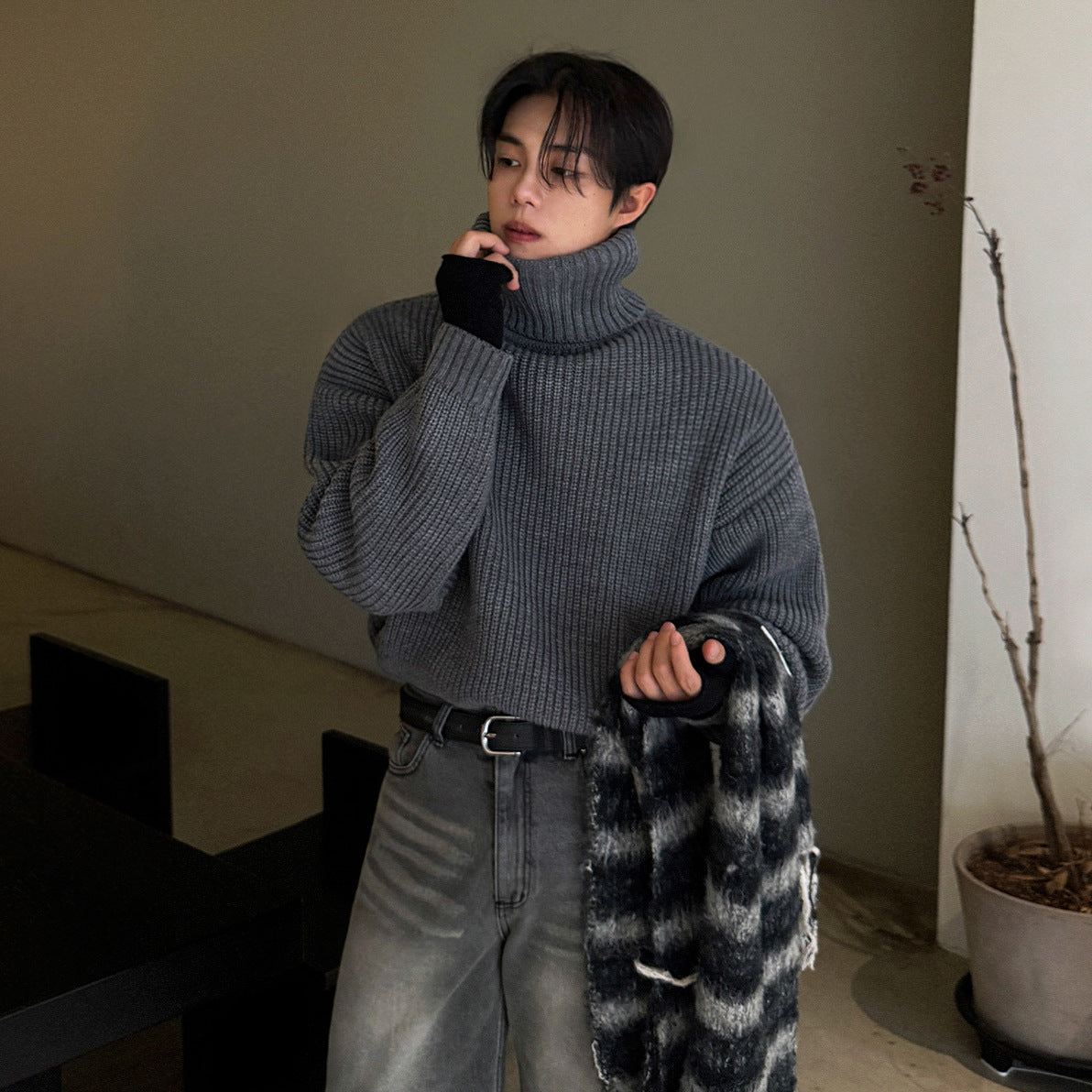 Men’s Mature Style High-Neck Knit Pullover Sweater – Thick Warm Winter Base Layer for Commuter & Everyday Wear