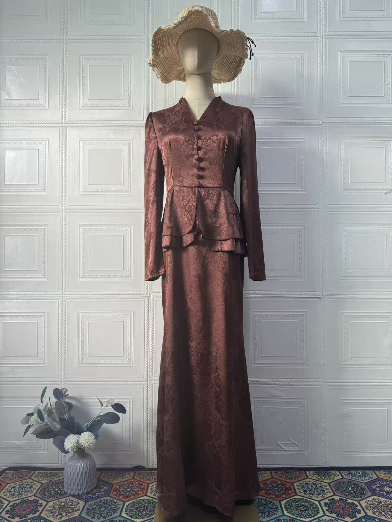 Women's Literary Retro Floral V-Neck Long Sleeve Fitted Maxi Dress – Dark Brown