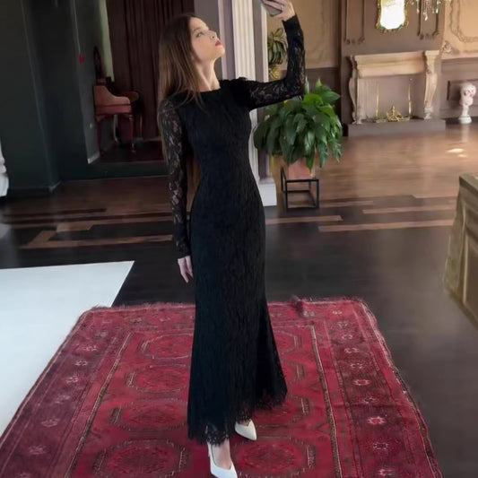 Robe longue élégante pour femme – Manches longues, ajustée, taille haute, col rond, noire