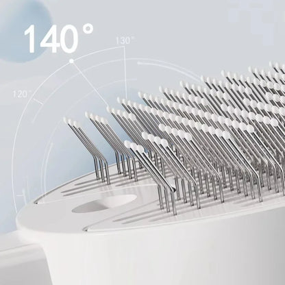 Electric pet spray massage comb with gentle water steam. Cleans, removes loose hair, and massages—perfect for cats, dogs, and kittens during grooming or bath time.