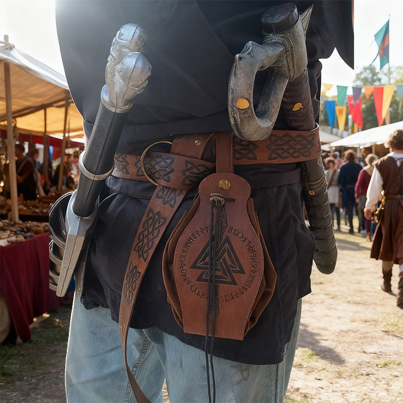 Beautiful 5-Piece Leather DND Dice Tray & Drawstring Pouch Set for RPG Games. A Perfect Gift for Gamers.
