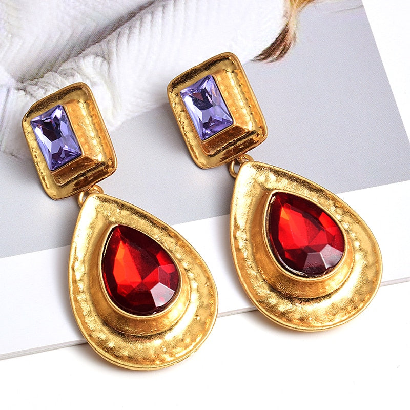 Fashion Metal Heart-Shaped Diamond Earrings – Elegant Statement Jewelry for Women